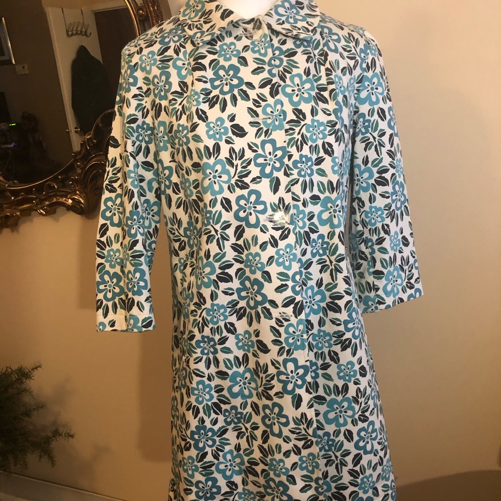 Floral trench